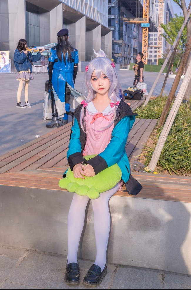 埃罗芒阿老师 和泉雾纱漫展场照cosplay正片