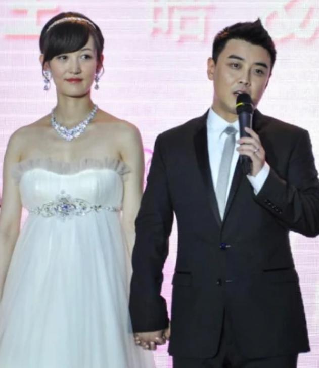 李飞老婆图片