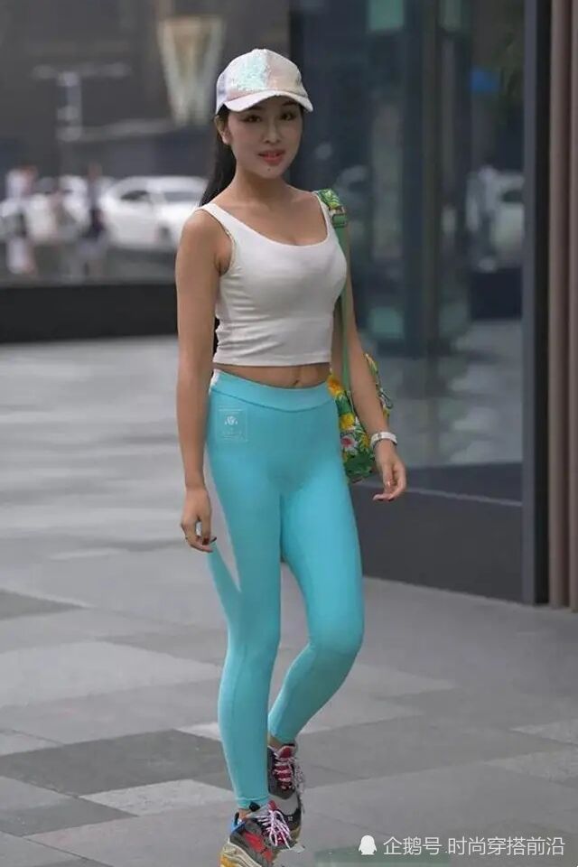 运动裤有了 懒人 穿法 时髦又显瘦 适合年轻的你 腾讯新闻