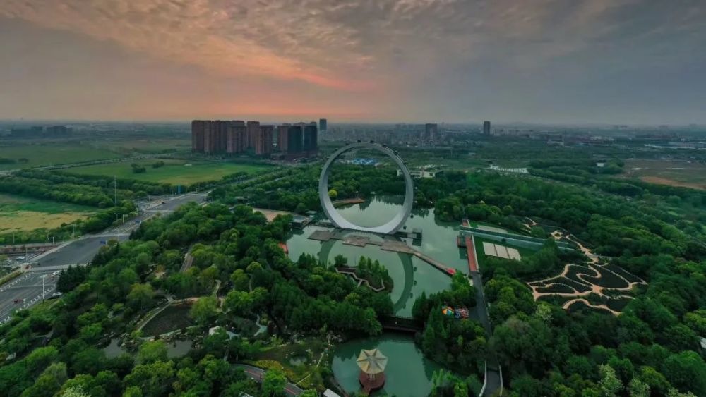 我的家乡是龙城