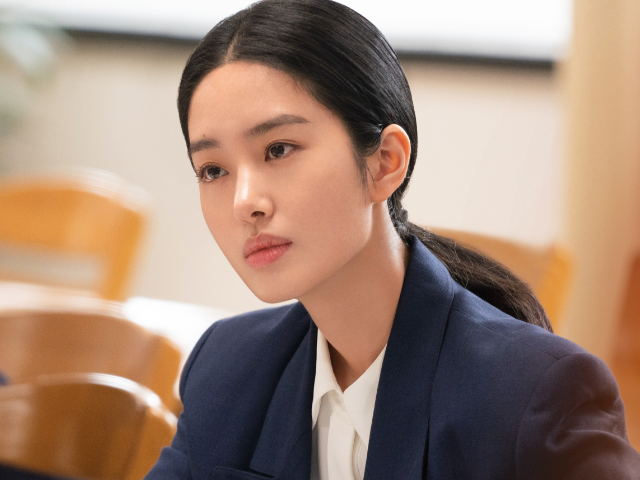 王凯《大江大河2》再度来袭,女演员换人引争议,还值得再追吗?