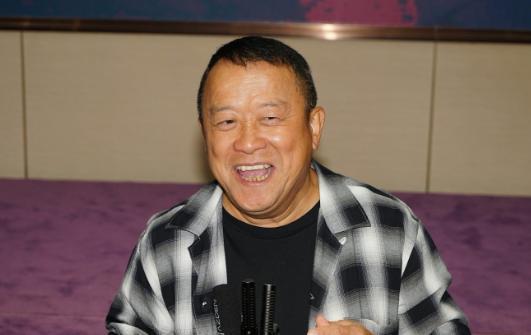 拒绝日本政府颁发最高荣誉却在国内遭暴打曾志伟得罪了谁