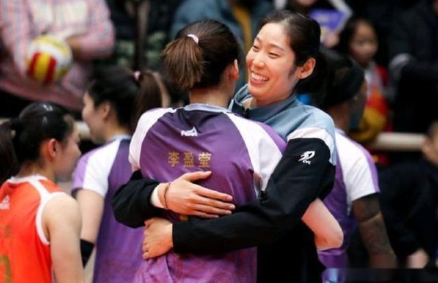 拖欠朱婷李盈莹工资排协宣布解约网友喊话请发她们工资奖金