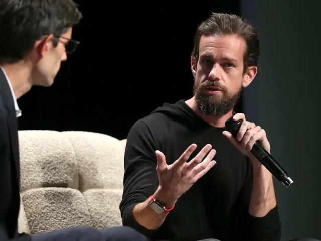 300000美元 埃裡克施密特(eric schmidt): 300000美元 jack dorsey