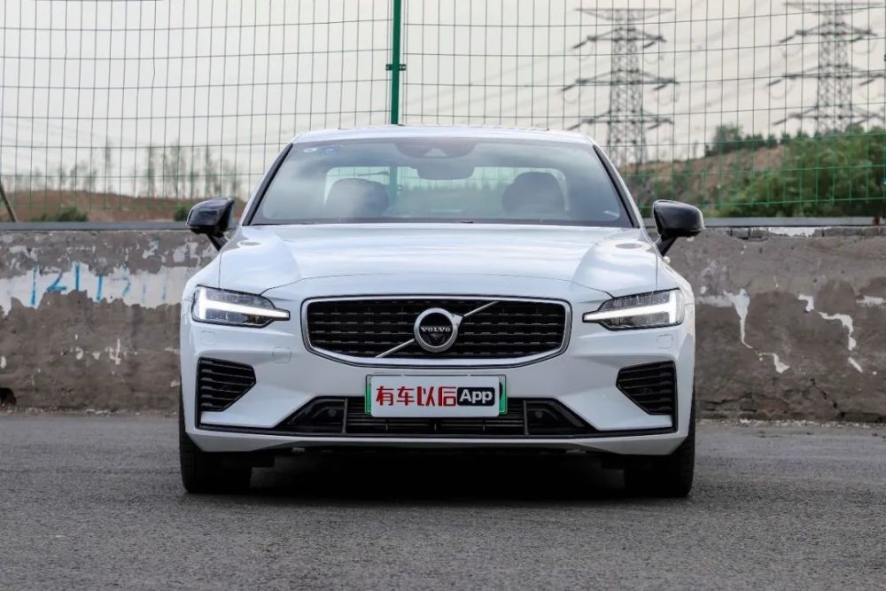 沃尔沃s60混动试驾实测544秒破百优雅又暴力千万别挑逗