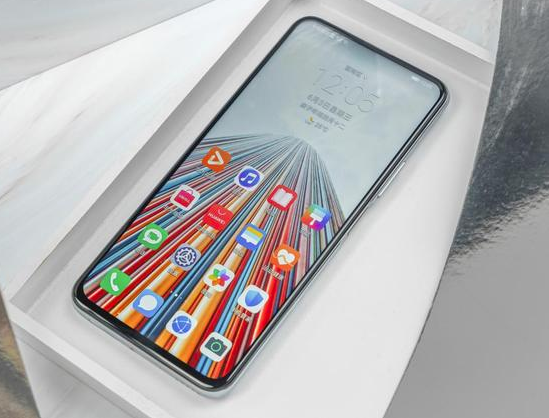 心动价1899元,4300毫安 imx600 37万分跑分,真香千元机