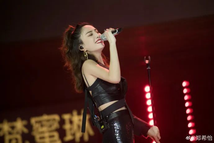 郑希怡|把宁静当女儿、拒绝蓝盈莹撒娇，郑希怡凭什么轻松赢三场？