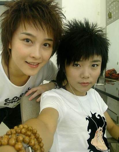 许飞,你当初撕尚雯婕有多爽,如今在姐姐里就被排挤得有多惨