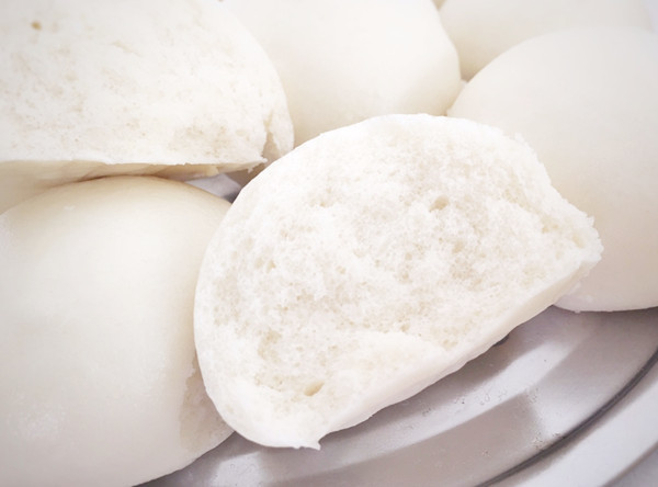 发面时,有人用酵母,有人用小苏打,都不对,用它馒头又香又暄软