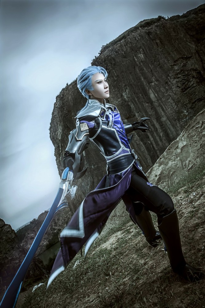 王者cos铠为何容忍魔铠他时刻提醒我自己是什么样的人