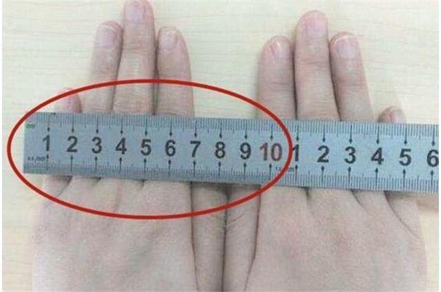 顺产"开十指"到底有多大?看完之后或许能懂,母亲多不容易