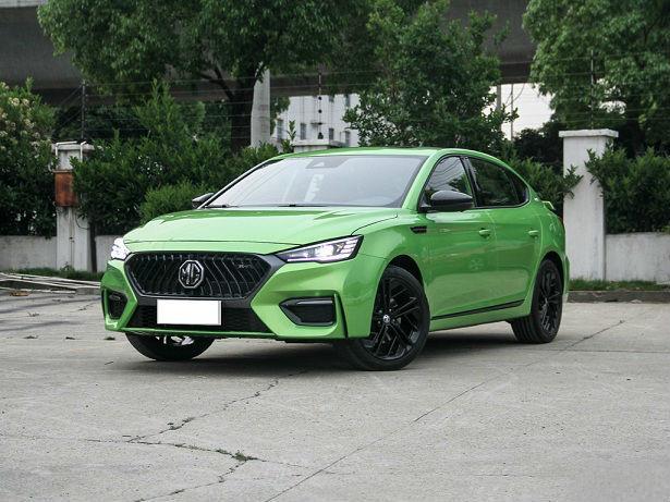 新一代名爵6实车到店,1.5t最大马力181匹,你还要排队买思域?