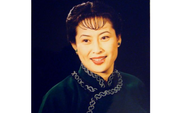 许娣:唱了33年戏,退休后开始正式当演员,凭《我的前半生》走红_腾讯