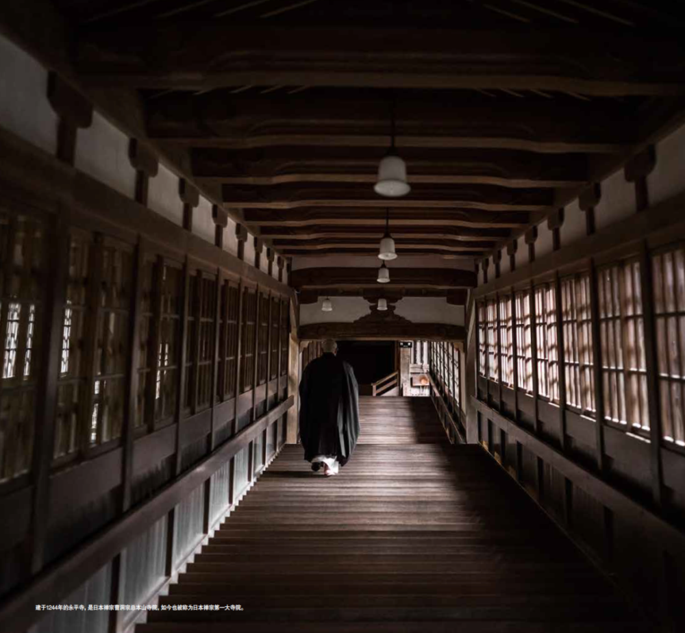 今天,我们在松明祭寻找"火的传承",在大津绘美术馆找绘画中诙谐的智慧