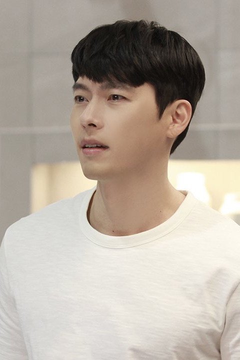 经纪公司也公开了不少幕后花絮,而玄彬精致的侧脸也引发了热议.