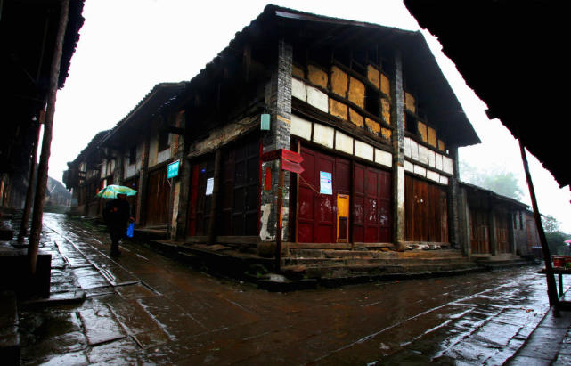 隆昌云顶寨:见证600年家族兴衰史