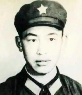 李慶軒對越自衛反擊戰我軍年齡最小的烈士犧牲時年僅17歲