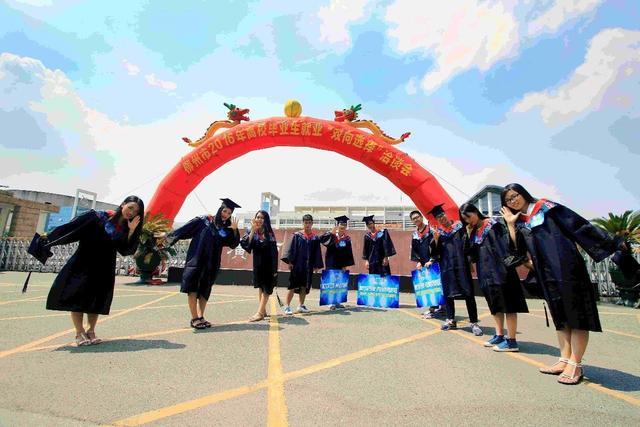 該校10年以來,獲得五大學科全國決賽金牌為14枚,居廣西第一,全省共計