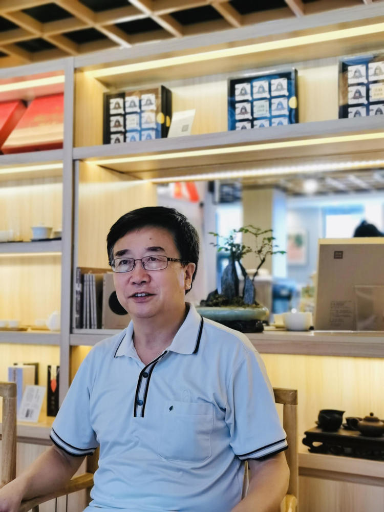 在彭邦本看来,四川历史上的人物在史书的记载中灿若繁星,而历史名人的