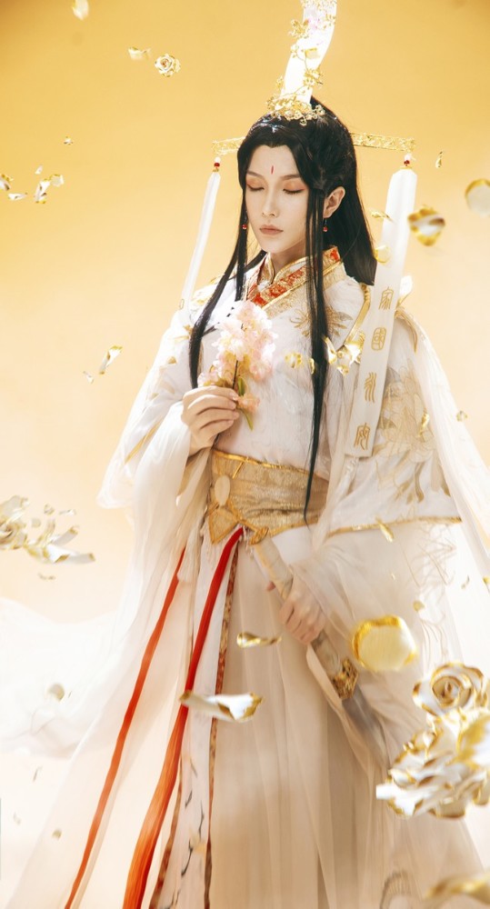天官赐福 谢怜cosplay正片,仙气飘飘
