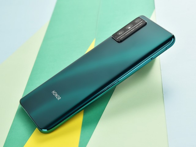 千元强机不惧吃鸡荣耀play4tpro全面评测