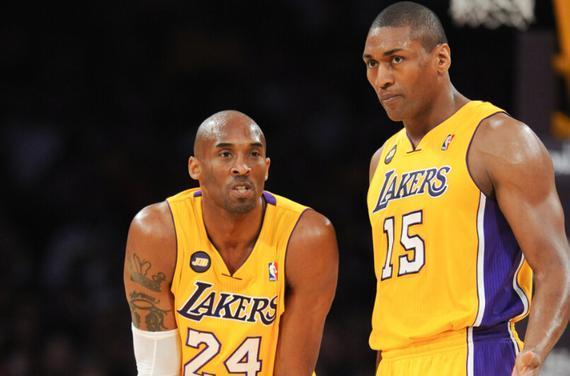 慈世平对话瓦妮莎会守在科比家门口想进去的人要赢了我的拳头