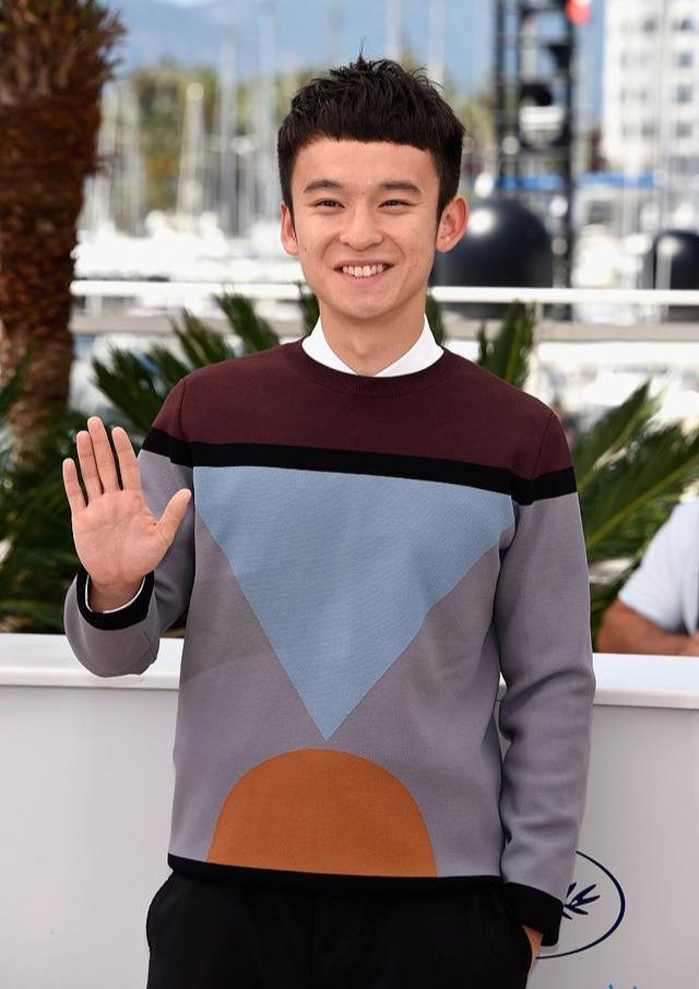 人生赢家董子健国内首个被戛纳提名登上纽约时报的90后男演员