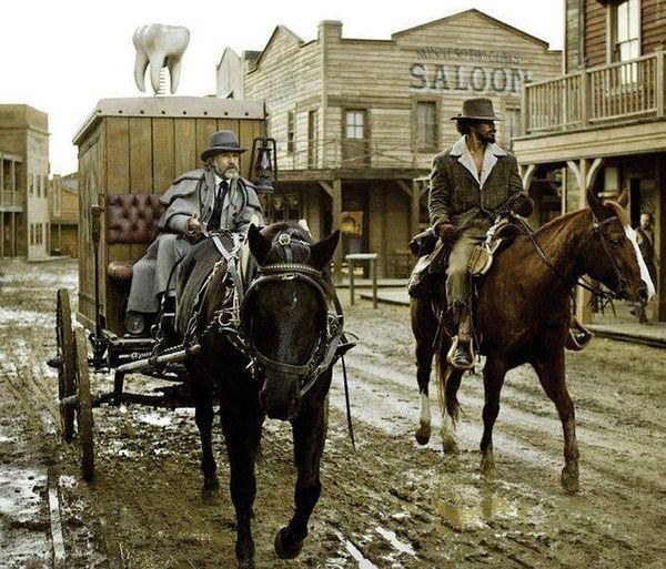 马匹牙齿庄园被解救的姜戈中的西部精髓