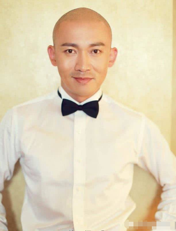 光头才是检验颜值的标准?看到胡歌我不信,看到杨洋却彻底沦陷了