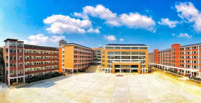 普通应届生招生计划韶关市张九龄纪念中学2020年高一计划招收20个班