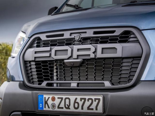 两种外观 新款福特Transit/Tourneo官图