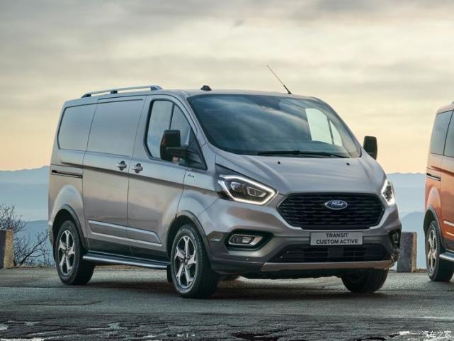 两种外观 新款福特Transit/Tourneo官图