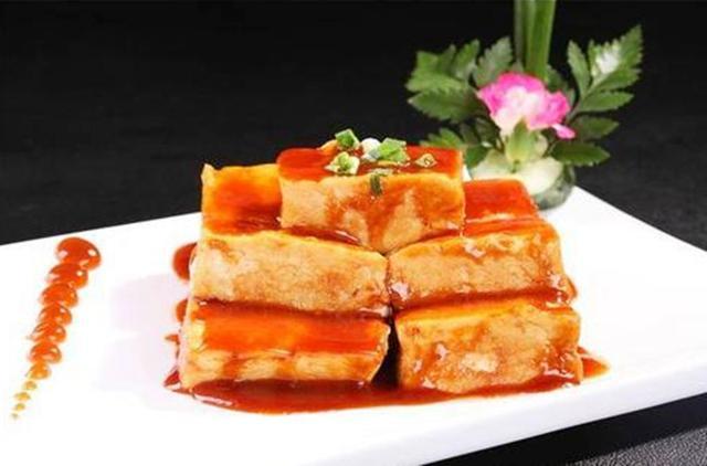 喜欢吃鲁菜却又不会做?一品豆腐的食谱教给大家,轻松就能学会
