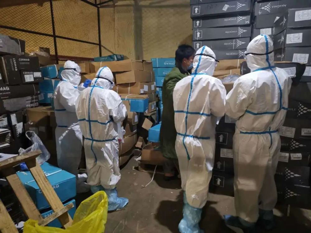 关键时刻关键时刻，他们再次逆行，炸酱面加油！