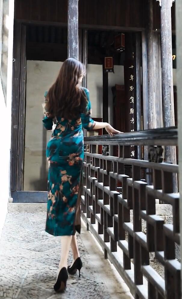 背影看上去很美的旗袍,独一无二的熟女魅力