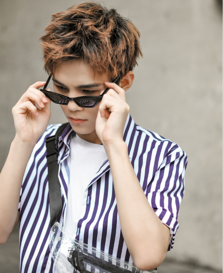 kpl隐藏男团笑煮撞脸陈冠希久诚9块腹肌麟羽c位出道