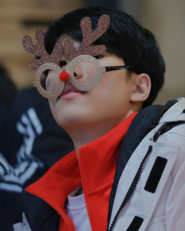 kpl隐藏男团笑煮撞脸陈冠希久诚9块腹肌麟羽c位出道