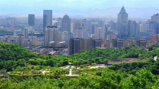 哈密gdp_西域瓜都哈密市的2020年一季度GDP出炉,甩开来宾,直追雅安