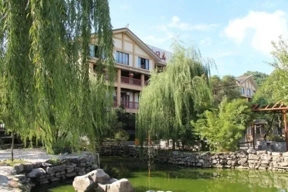 畅游播州 品味美食,和小晚一起游乡韵庄园!_腾讯新闻