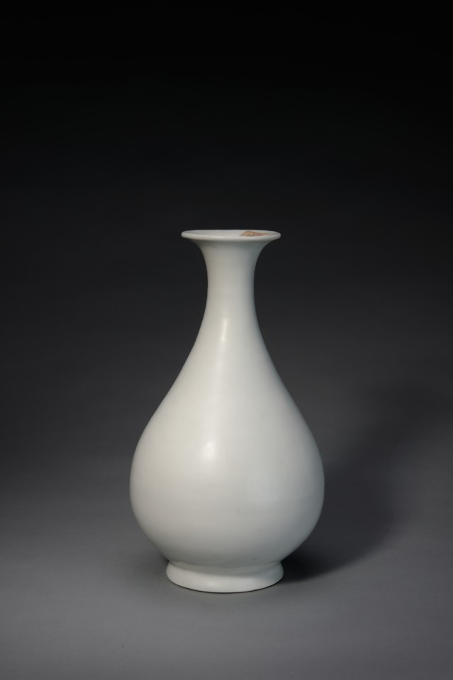 闻名于世的景德镇白釉瓷