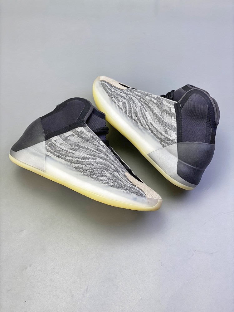 yeezy qntm basketball 黑灰拼接 篮球鞋