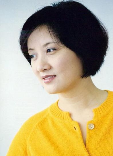 邓婕到底有什么魅力?为什么张国立不顾一切要和她在一起?