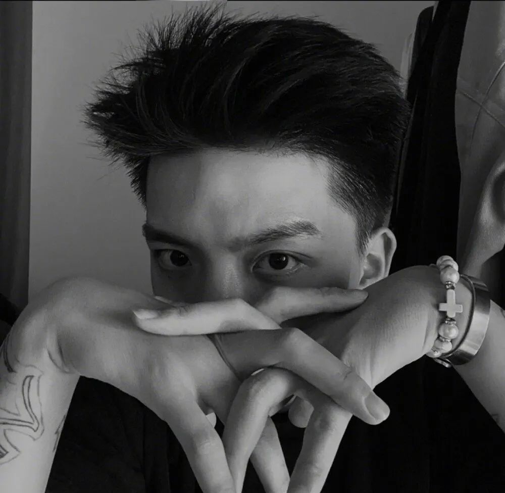 霸气个性好看男生头像