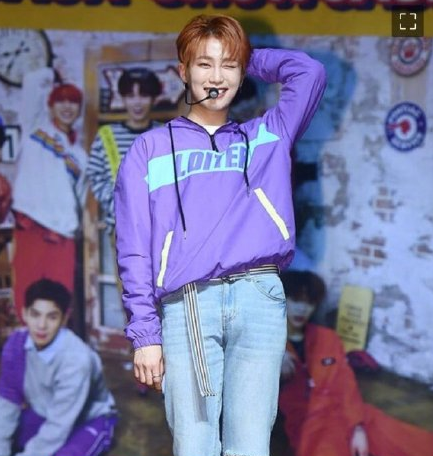 又一个28岁韩国明星死亡 男团成员yohan去世 死因未透露 腾讯新闻