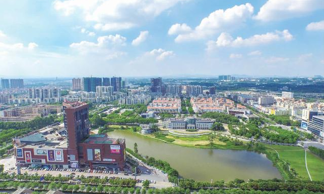 广东第一强镇强势崛起不是新塘不是北滘gdp超1000亿元