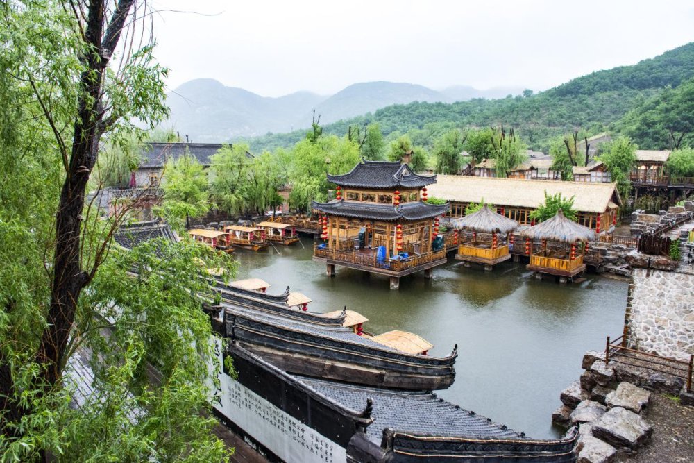 鞍山市千山风景区老院子景区地址:辽宁省鞍山市千山区汤岗子新城凤翔