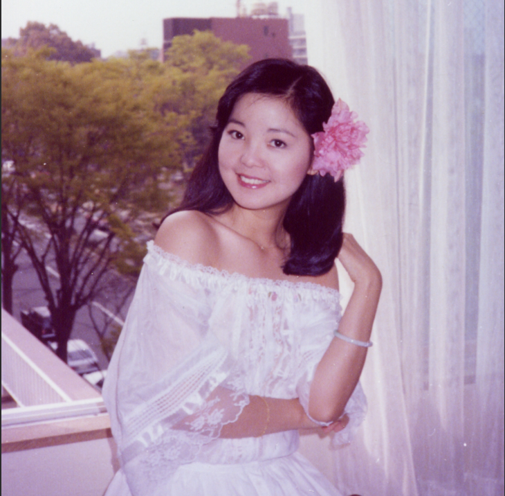 1995年邓丽君猝死未婚夫坚决阻止尸检,25年后钟南山揭开死亡真相