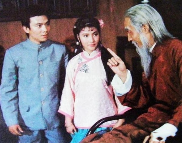 就是"鸳鸯腿"练成之时,到时候我就可以打败我的小伙伴"黑砂掌"