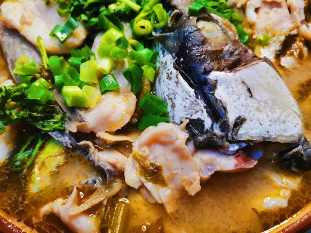 一条草鱼做一道家常酸菜鱼,酸爽可口又下饭,多吃鱼肉身体棒