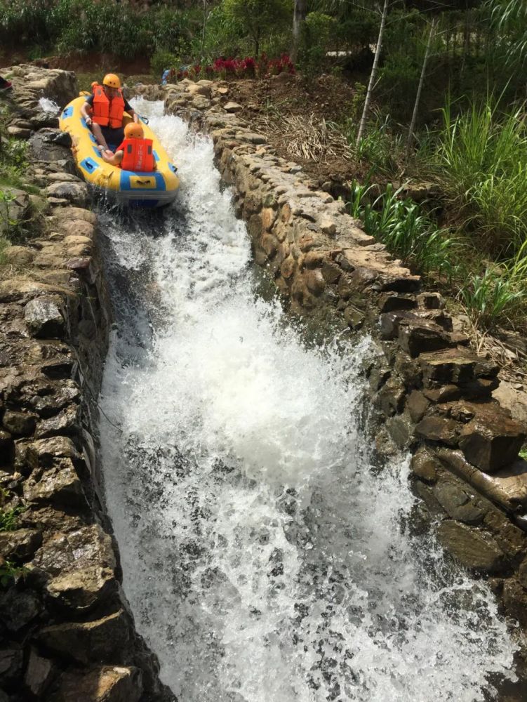 高山森林峡谷漂流,大余丫山漂流等你来!